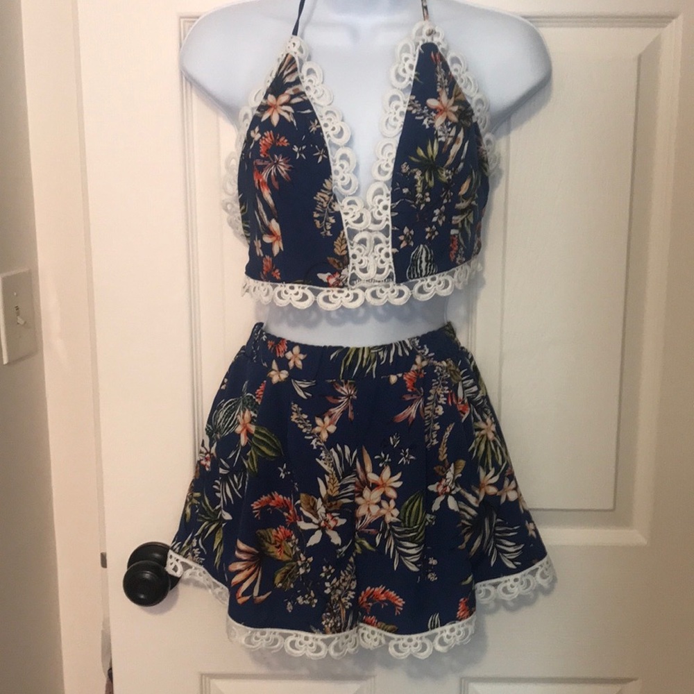 Like New Shorts and Top Outfit